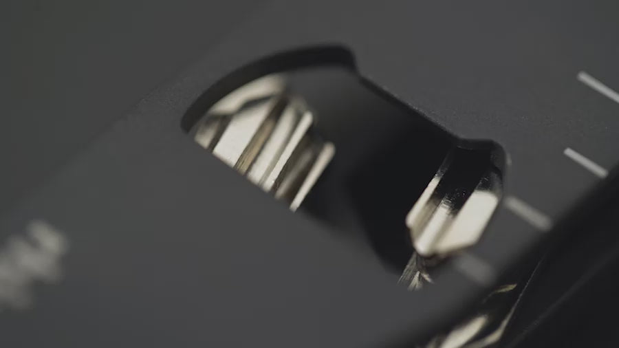Lataa video: Rhinokey Titanium Bottle Opener.mp4__PID:33c593ac-09da-4ff3-b557-d50cad2c21bc